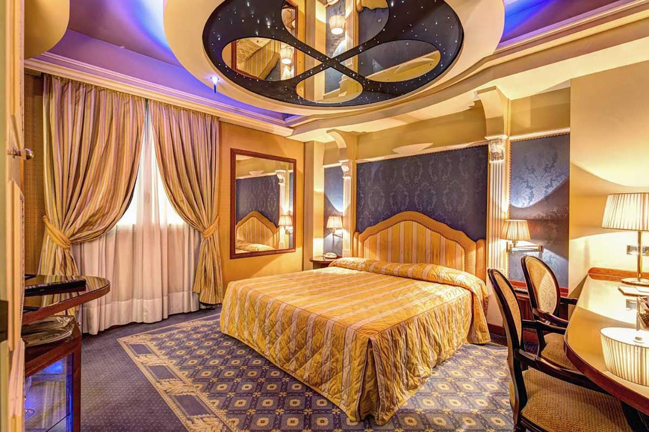 Hotel Motel Miami Pioltello Eksteriør billede