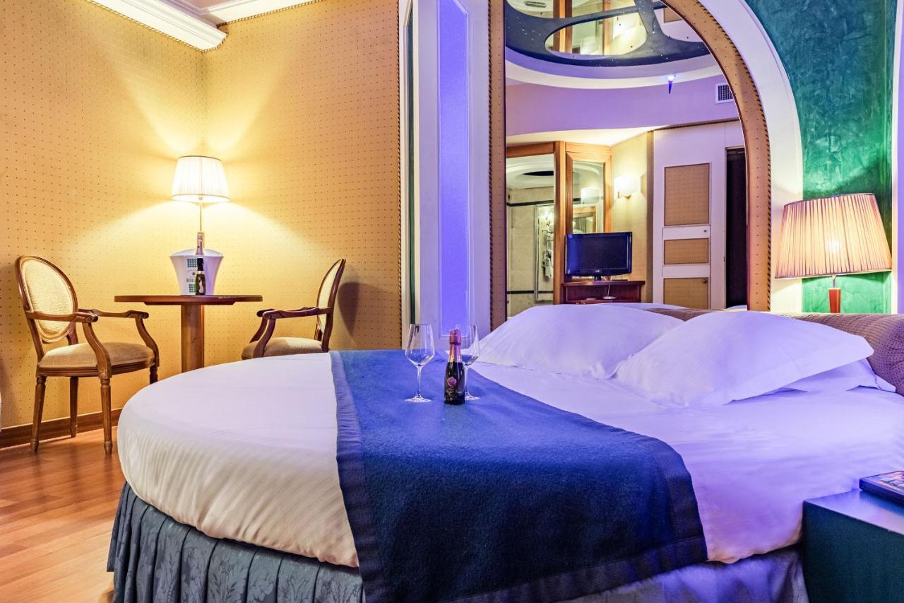 Hotel Motel Miami Pioltello Eksteriør billede
